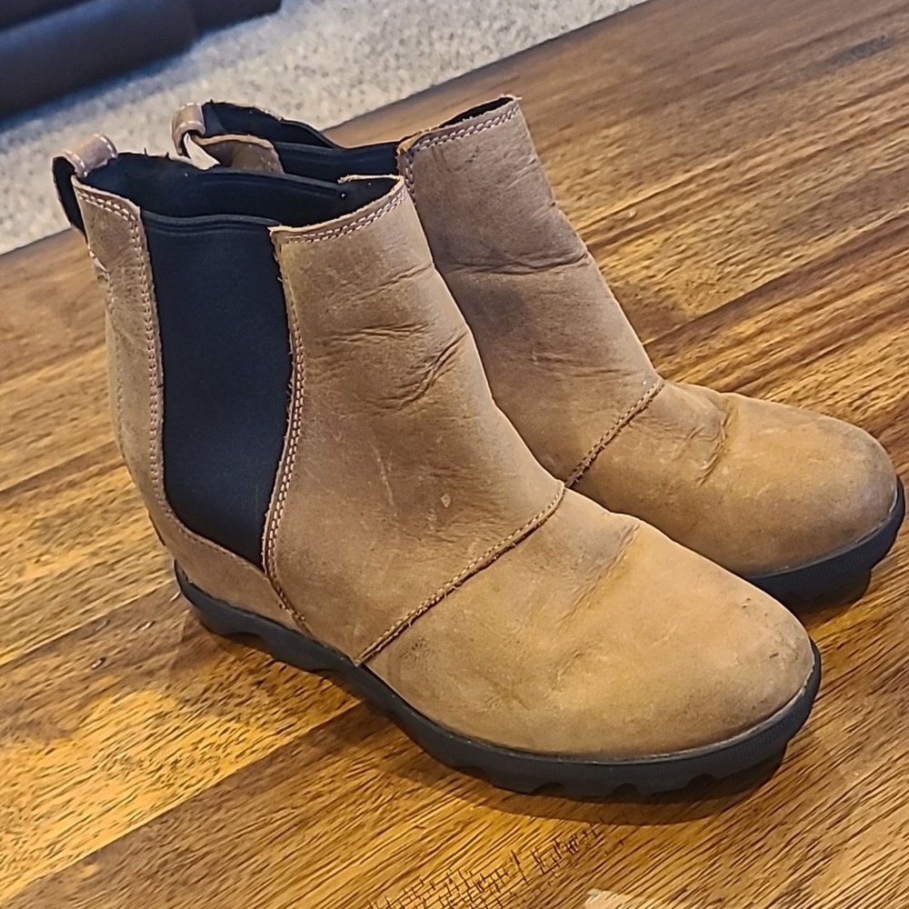 Sorel Joan of Arctic II Chelsea Wedge Boot 8.5